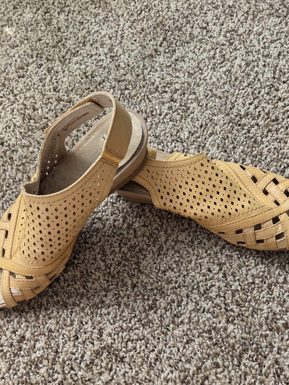 Tan Sandals - Picture 2 of 6